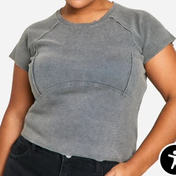 Boohoo Brand Acid Wash Ribbed Contour Seam Gray Top Plus Size 24 - Picture 1 of 6